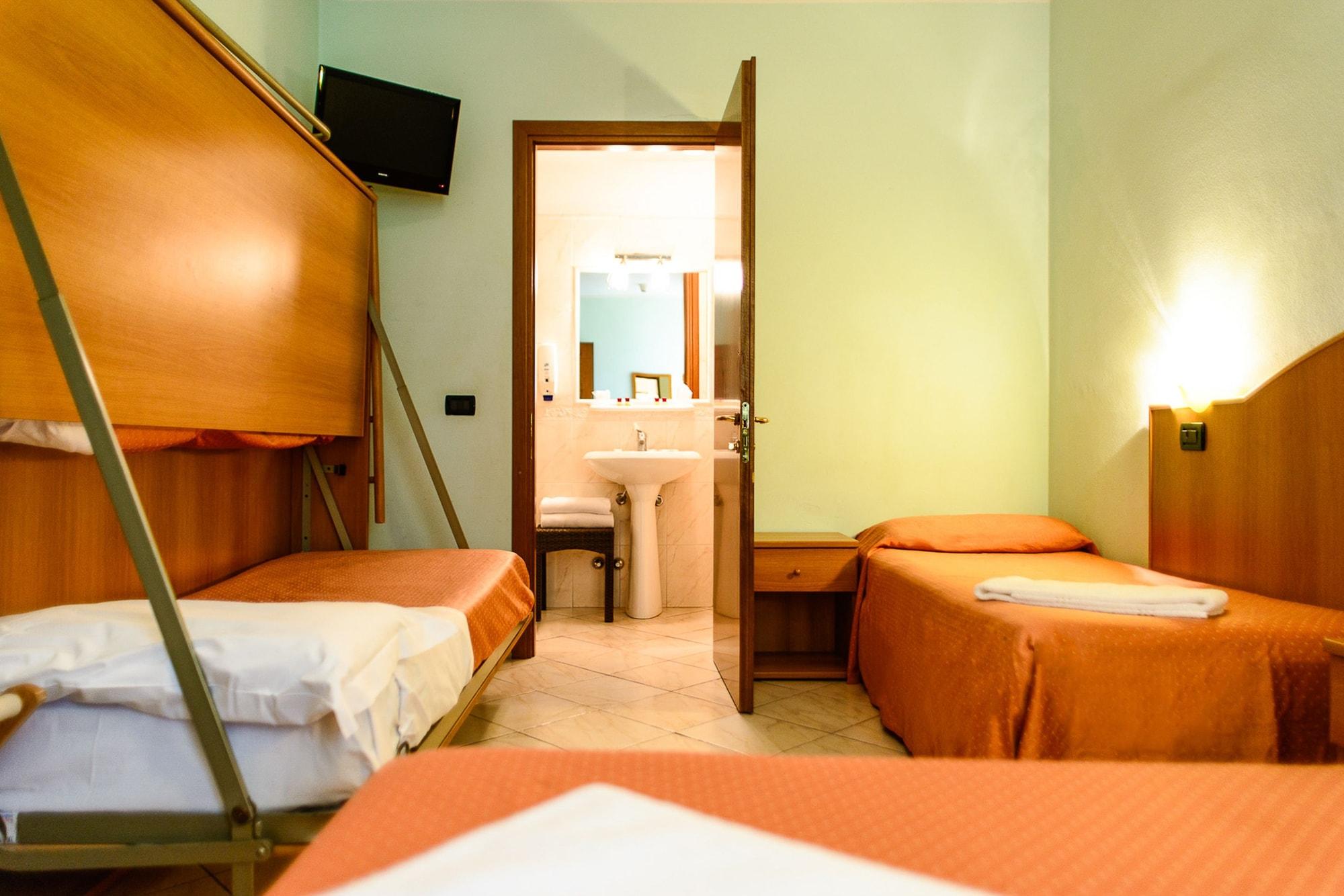Hotel Villa Adriana Viareggio Exterior foto
